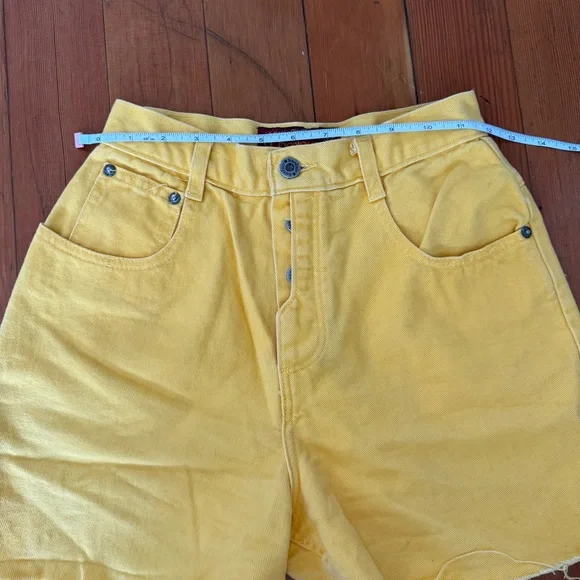 Vintage 80’s Yellow Bonjour Shorts - Picture 5 of 7
